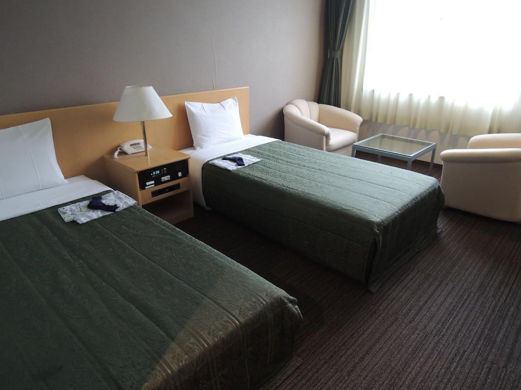 Hikone Biwako Hotel Rum bild