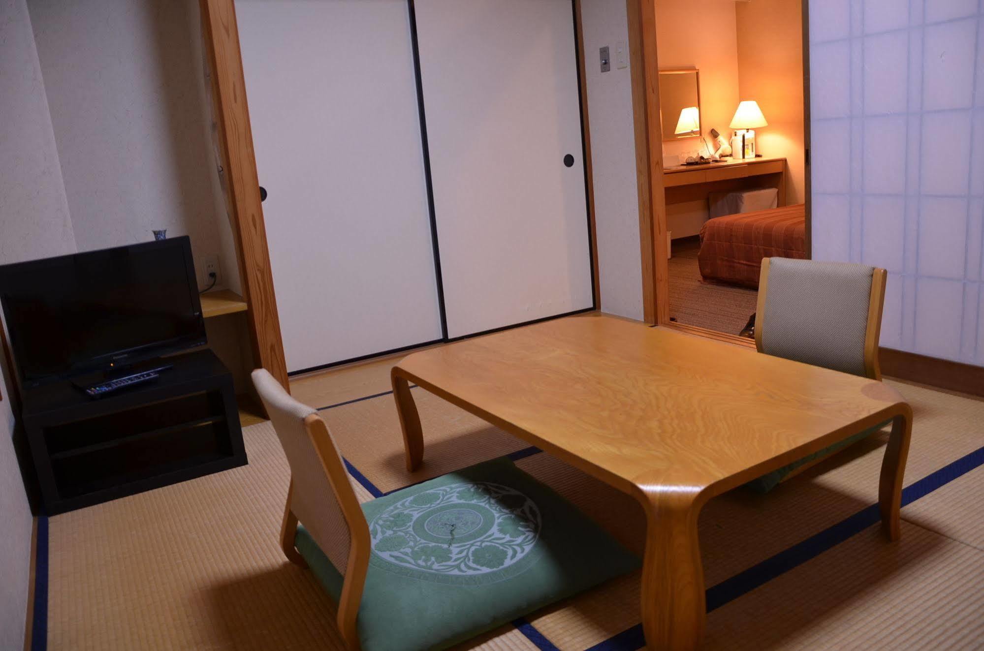 Hikone Biwako Hotel Exteriör bild